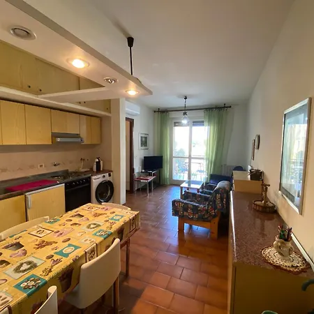Apartment Il Di Giusy Spazioso Trilocale *